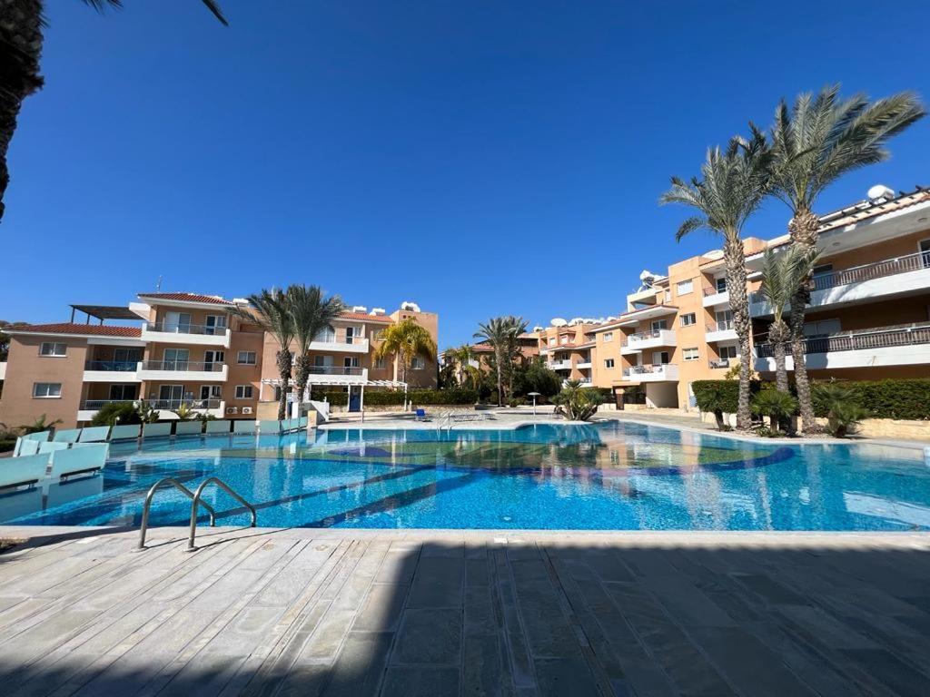 Casa Del Sol Townhouse In Iris Village Paphos Exterior photo