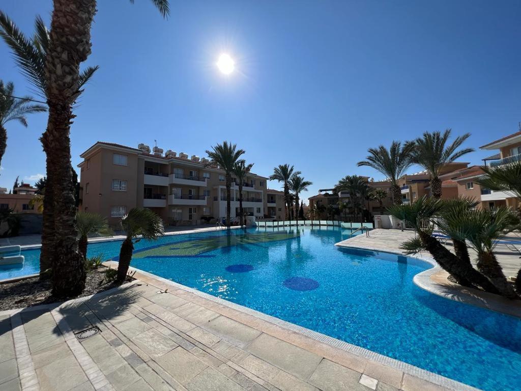 Casa Del Sol Townhouse In Iris Village Paphos Exterior photo