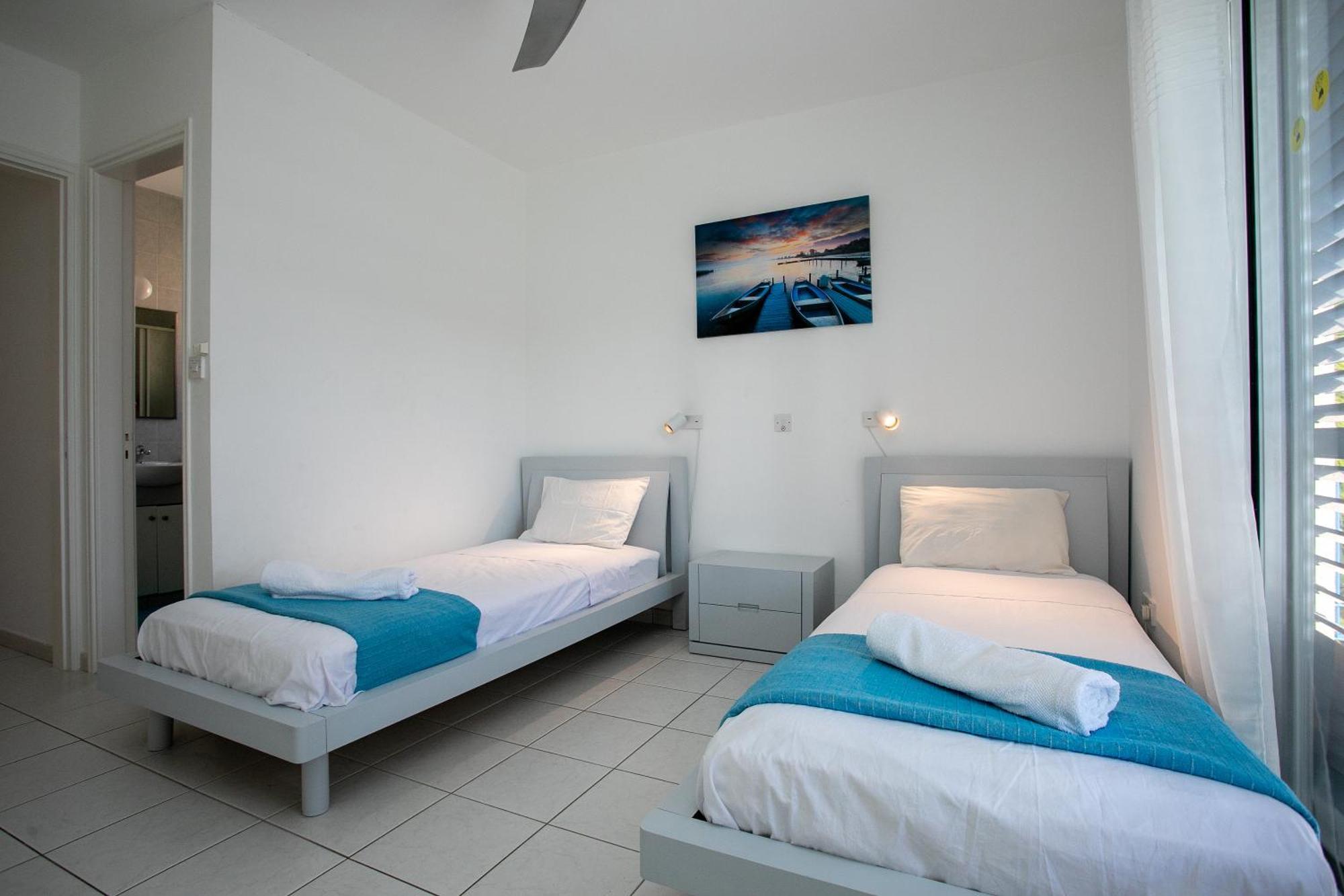 Casa Del Sol Townhouse In Iris Village Paphos Exterior photo